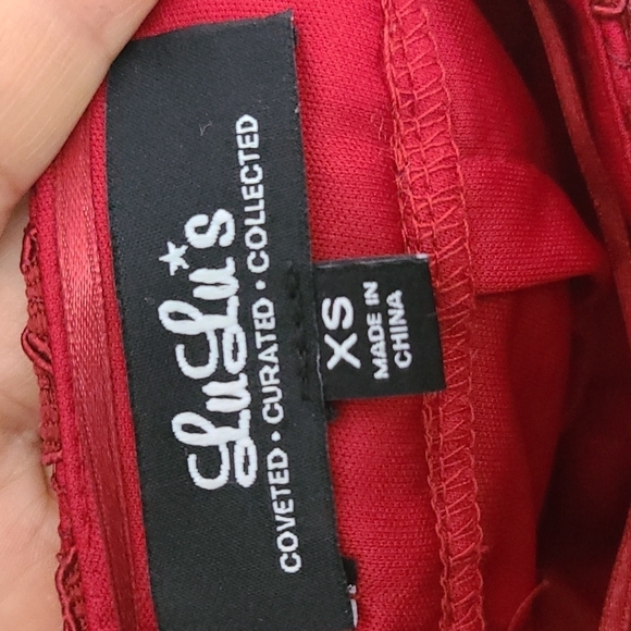 NWT Lulu's Le Grand Amour Lace Skirt - size XS - Picture 5 of 7